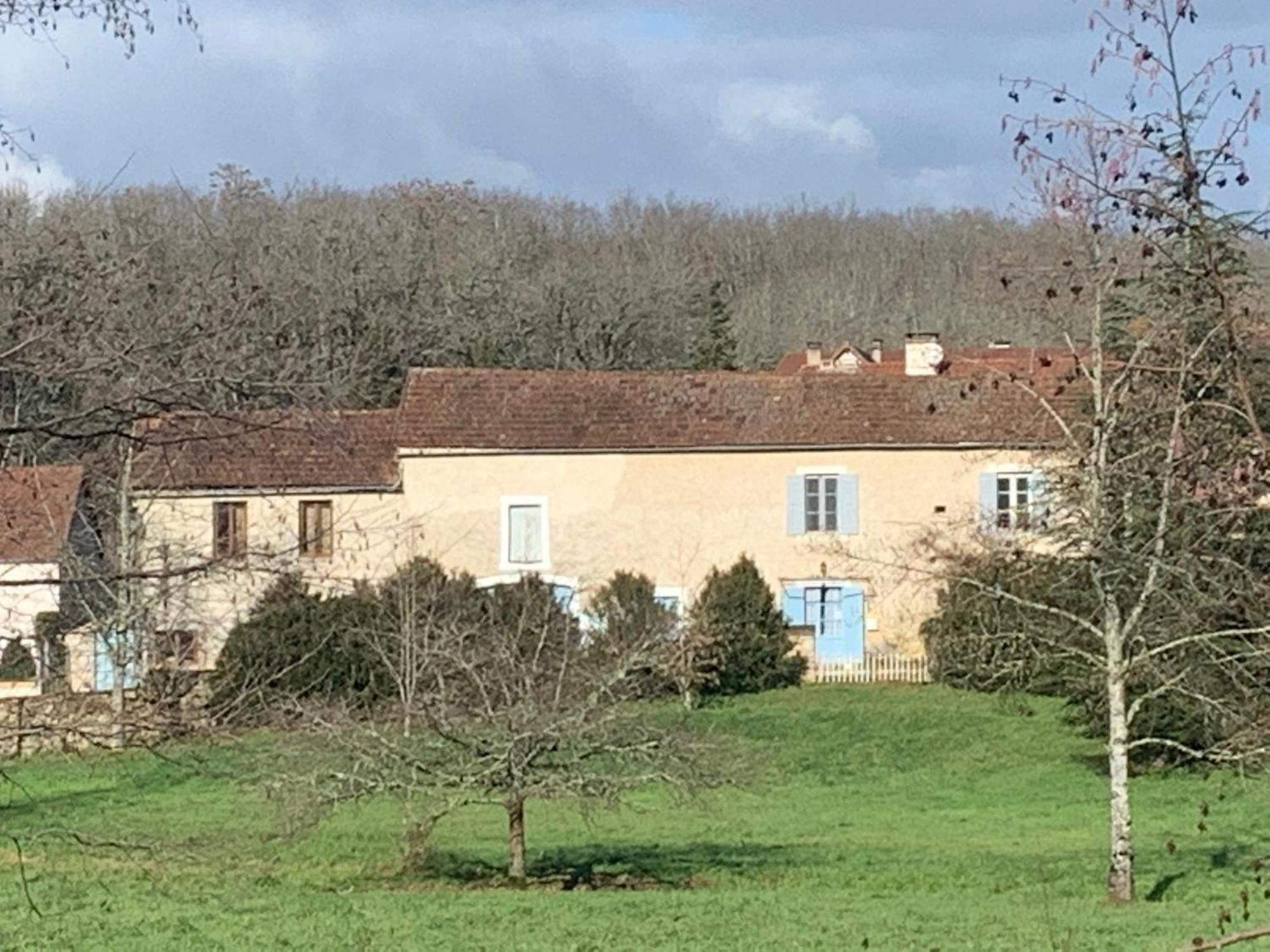 La Grange, 10 Rue Du Lavoir Saint-Martial-d'Albarede 외부 사진